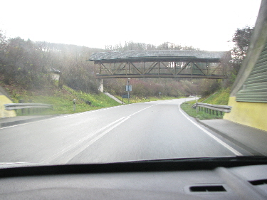 Blitzer Langefirsttunnel Abfahrt Kürnberg 26.11.09 B1